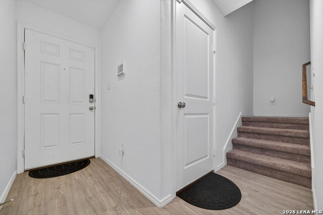 Image 6 of 23 For 10957 Presa Way