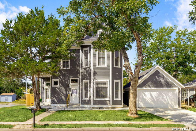 Details for 400 Bowie N, Seguin, TX 78155