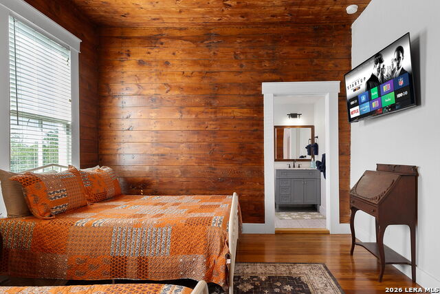 Image 38 of 45 For 400 Bowie N