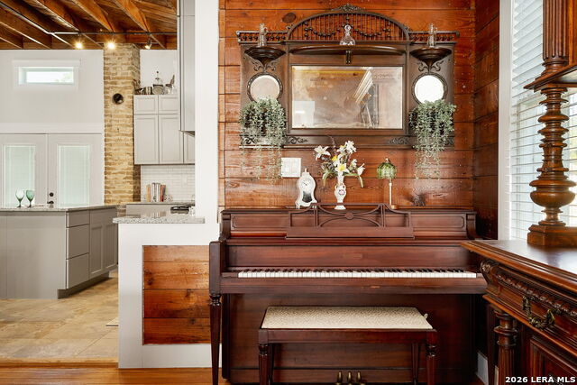 Image 6 of 45 For 400 Bowie N