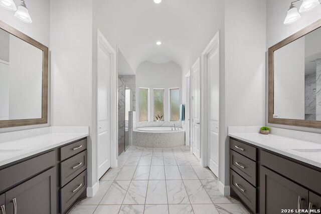 Listing photo id 13 for 2073 Marsala