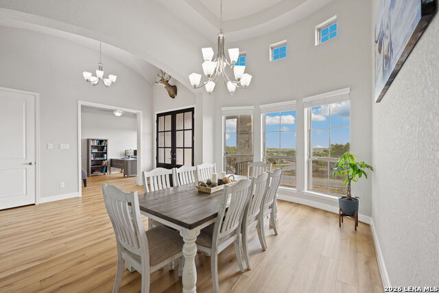 Listing photo id 24 for 2073 Marsala