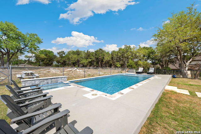 Listing photo id 34 for 2073 Marsala