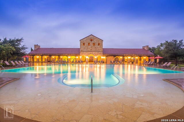 Listing photo id 38 for 2073 Marsala