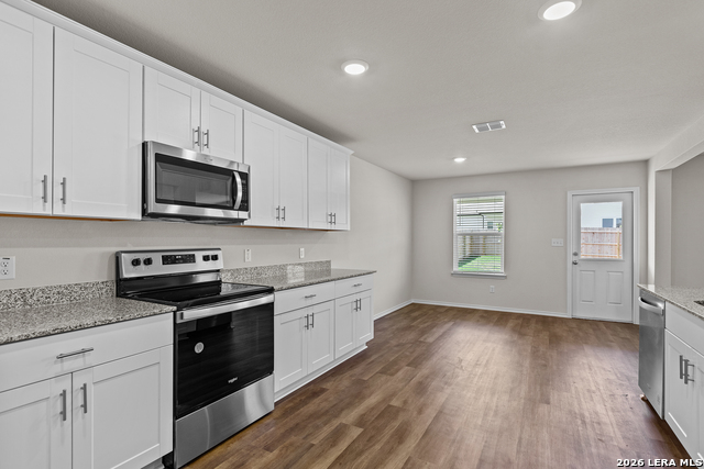 Image 16 of 29 For 304 Jersey Lane