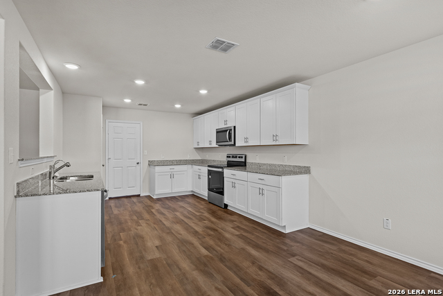 Image 19 of 29 For 304 Jersey Lane