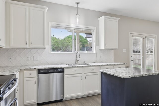 Image 19 of 44 For 15006 Preston Court