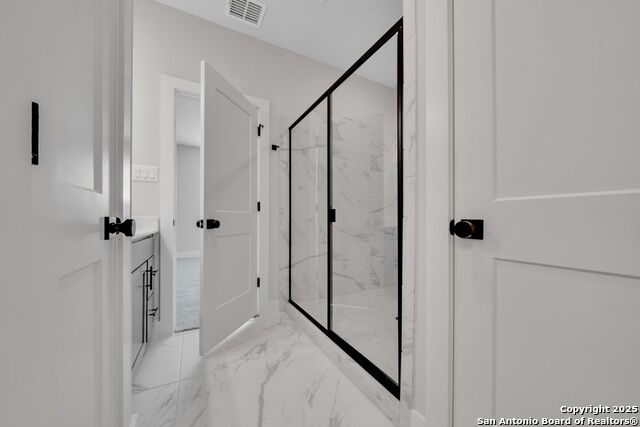 Image 22 of 40 For 13668 Giovannis Garden