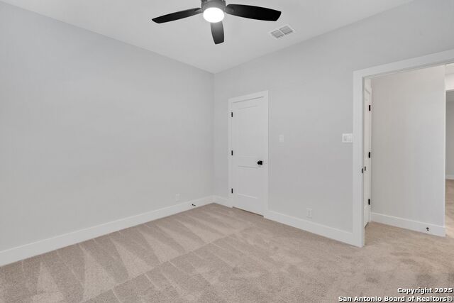 Image 28 of 40 For 13668 Giovannis Garden