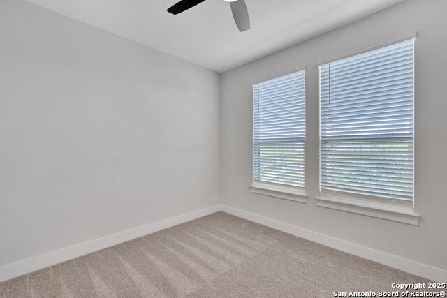 Image 29 of 40 For 13668 Giovannis Garden