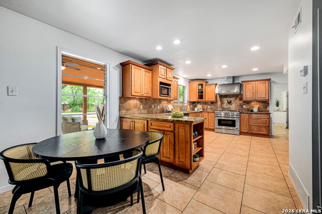 Image 12 of 49 For 155 William Classen