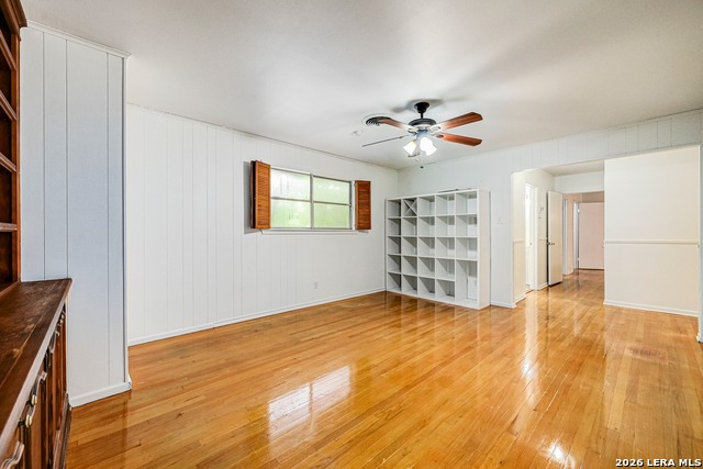 Image 29 of 49 For 155 William Classen