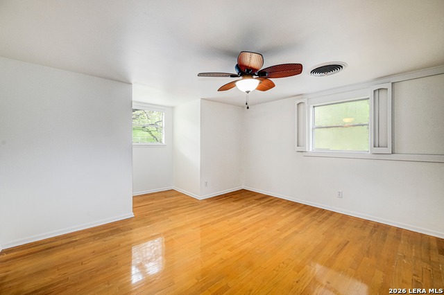 Image 30 of 49 For 155 William Classen