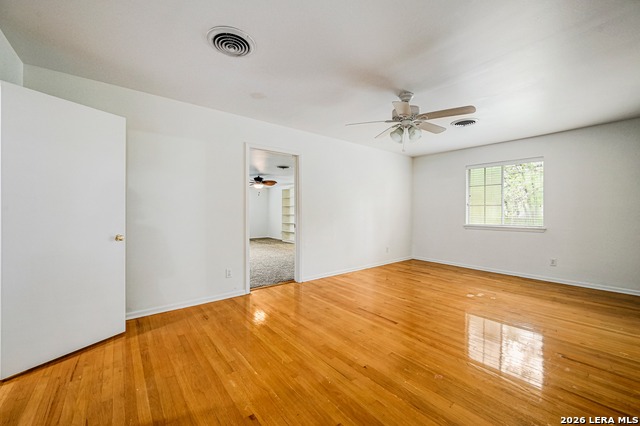 Image 32 of 49 For 155 William Classen