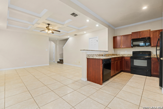 Listing photo id 9 for 4917 Appleseed Court