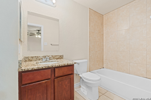 Listing photo id 15 for 4917 Appleseed Court