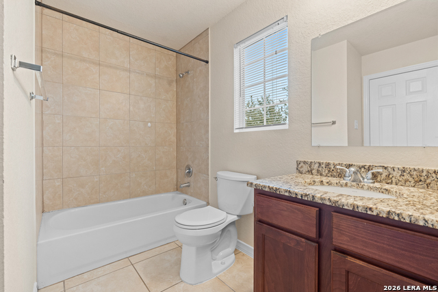 Listing photo id 17 for 4917 Appleseed Court