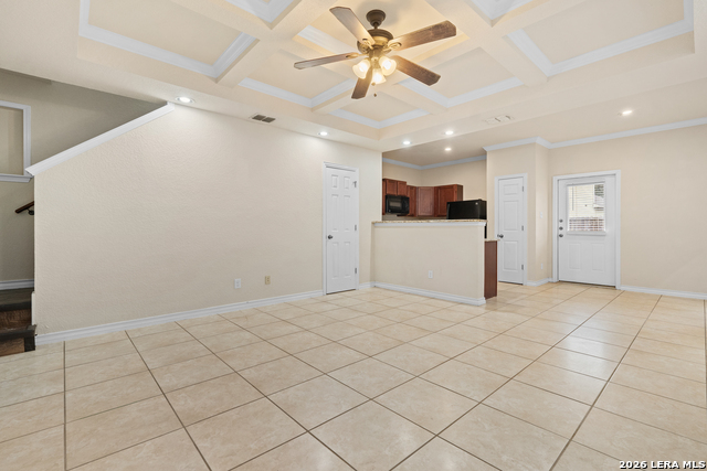 Listing photo id 4 for 4917 Appleseed Court