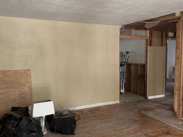 Image 5 of 6 For 514 Bandera Rd E