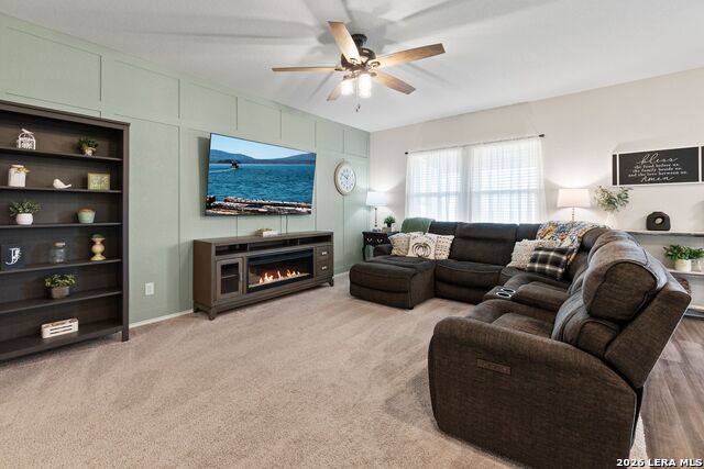 Image 11 of 36 For 5303 Hickory Pl