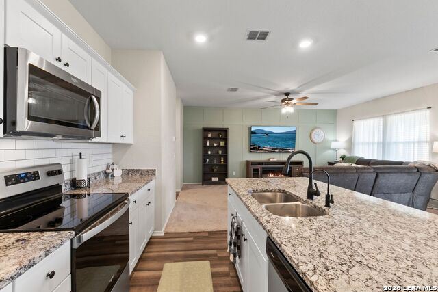 Image 18 of 36 For 5303 Hickory Pl