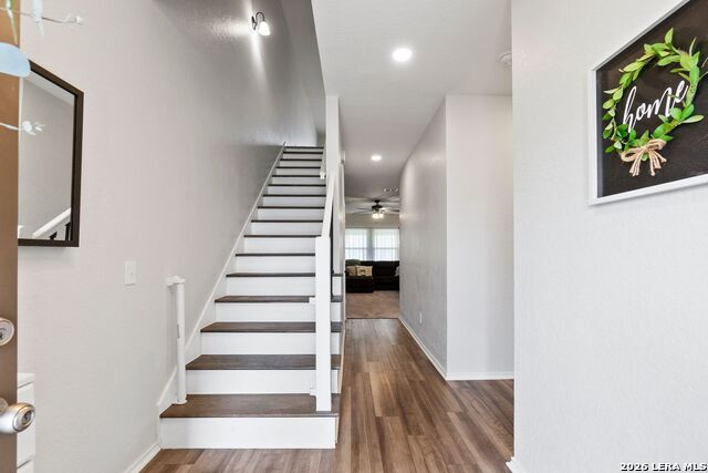 Image 6 of 36 For 5303 Hickory Pl