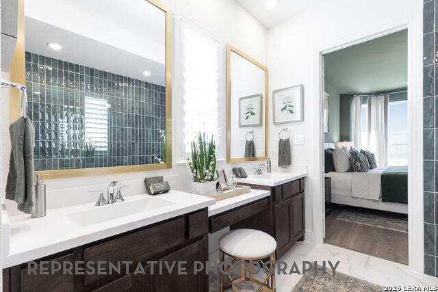 Image 18 of 46 For 11753 Stoltzer