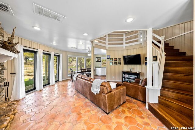 Image 28 of 68 For Lot 046 Falling Oak Dr