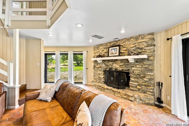 Image 30 of 68 For Lot 046 Falling Oak Dr