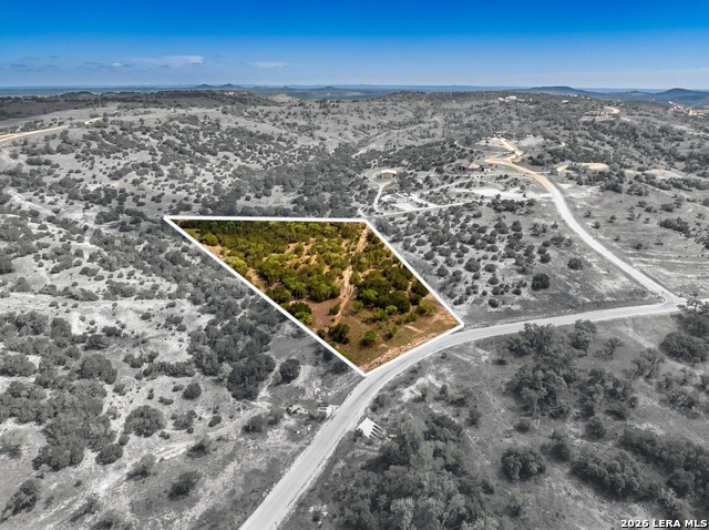 Image 7 of 68 For Lot 046 Falling Oak Dr