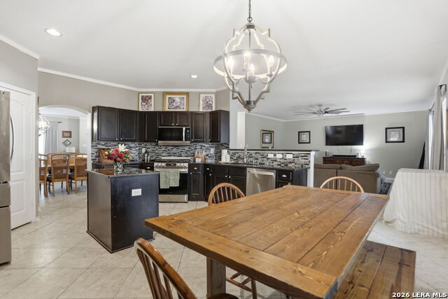 Listing photo id 15 for 9518 Wolf Pt