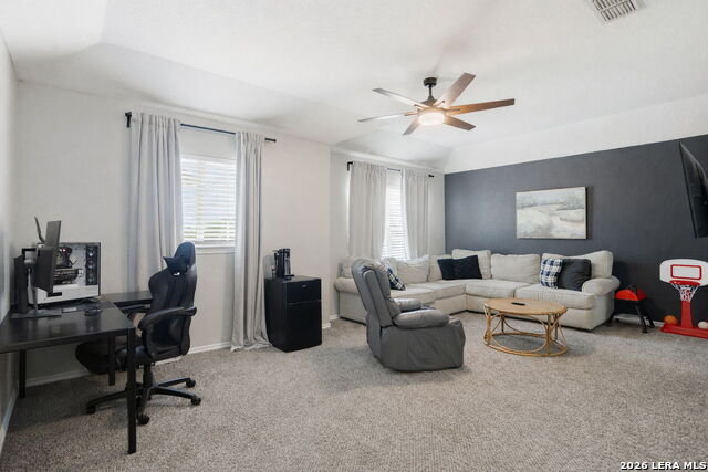 Listing photo id 16 for 9518 Wolf Pt