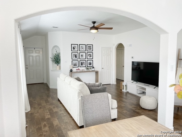 Image 3 of 26 For 10202 Sun Mill