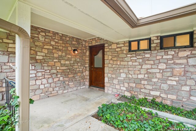 Image 40 of 43 For 6106 Vance Jackson Rd  42