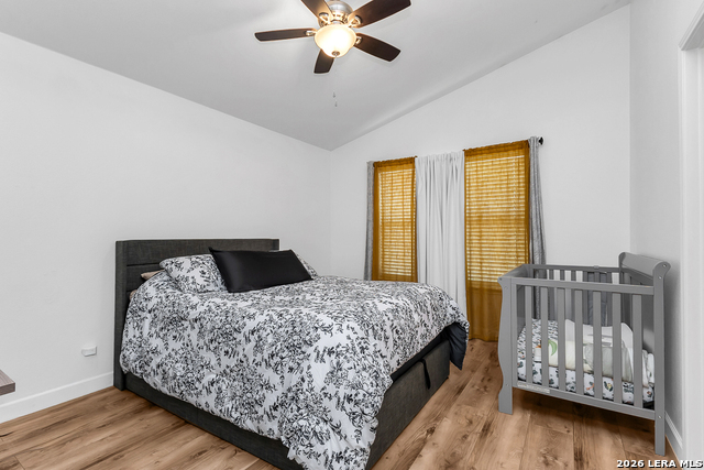 Image 12 of 25 For 4007 Desert Cir