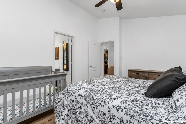 Image 13 of 25 For 4007 Desert Cir