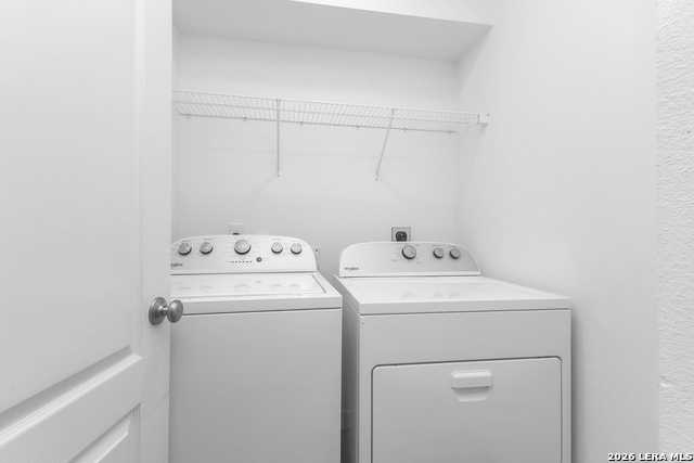 Image 21 of 25 For 4007 Desert Cir