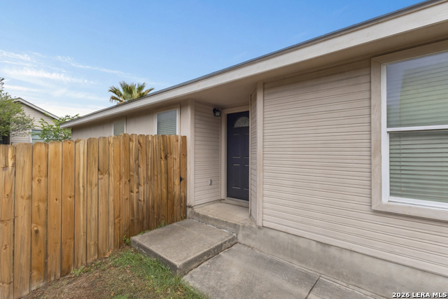 Image 4 of 25 For 4007 Desert Cir