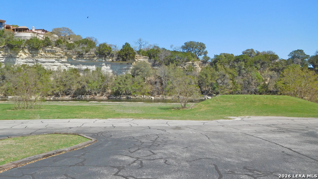 Image 18 of 19 For 611 Cliffdwellers Path