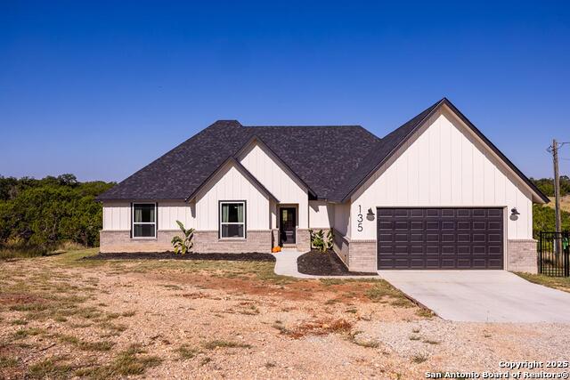 Details for 135 Lone Oak, Kerrville, TX 78028