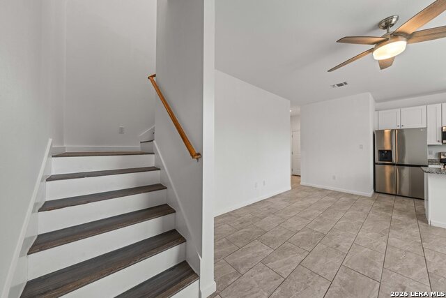 Image 12 of 30 For 323 Gabriel  201