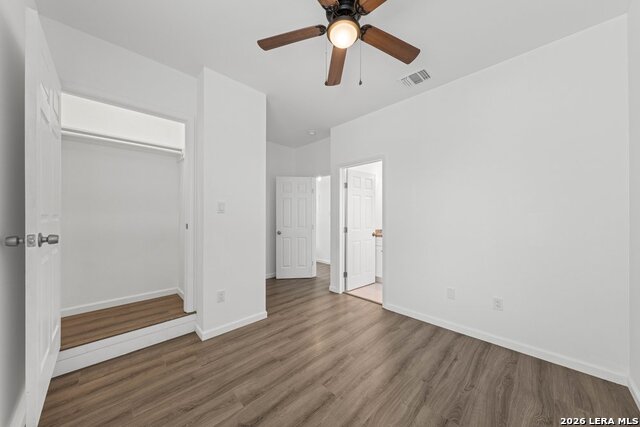 Image 16 of 30 For 323 Gabriel  201