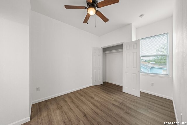 Image 21 of 30 For 323 Gabriel  201