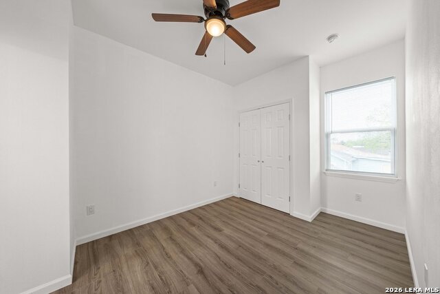 Image 22 of 30 For 323 Gabriel  201