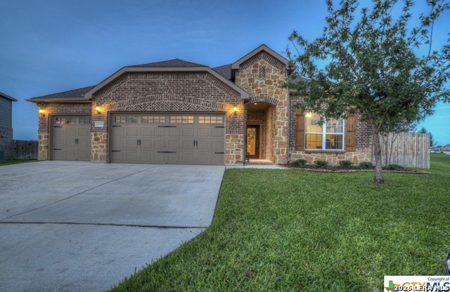 Image 2 of 56 For 2733 Ridge Path Dr