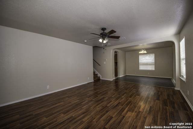 Image 3 of 35 For 518 Reba  