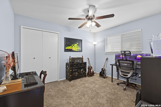 Image 17 of 21 For 13023 Larkyorke St