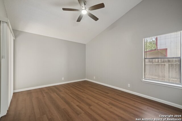 Listing photo id 18 for 7334 Sunscape