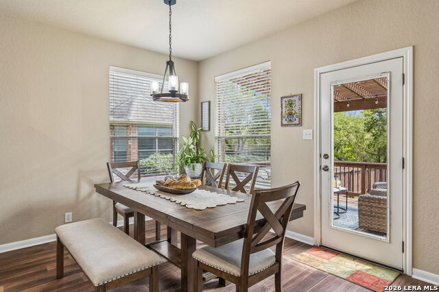 Image 11 of 46 For 23119 Treemont Park