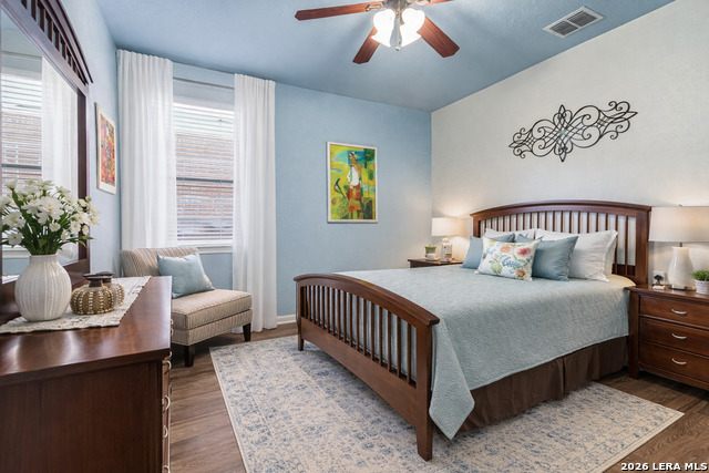 Image 17 of 46 For 23119 Treemont Park